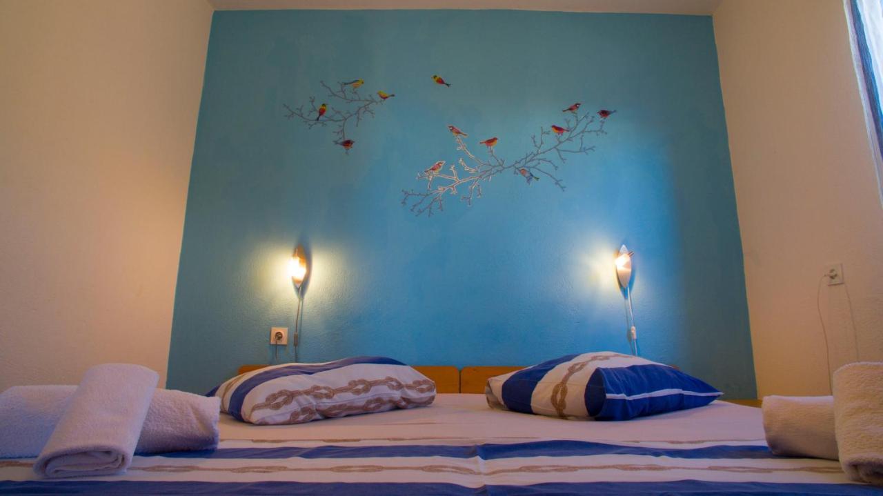 The Sea House Apartments Вис Екстериор снимка